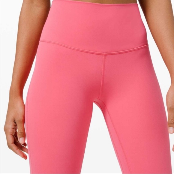 Lululemon Pink Guava High Rise Size 8 Crop Leggings 21” - Picture 10 of 13